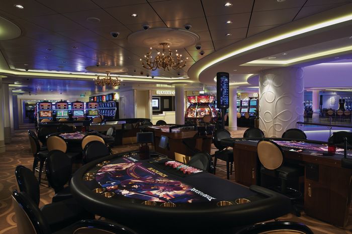 Entertainment on Norwegian Breakaway